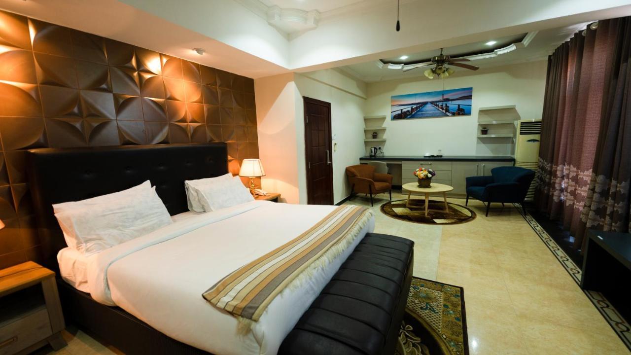 Lantana Hotel Дар-эс-Саламе Экстерьер фото
